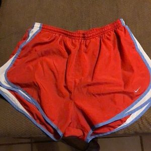 nike XL women’s shorts